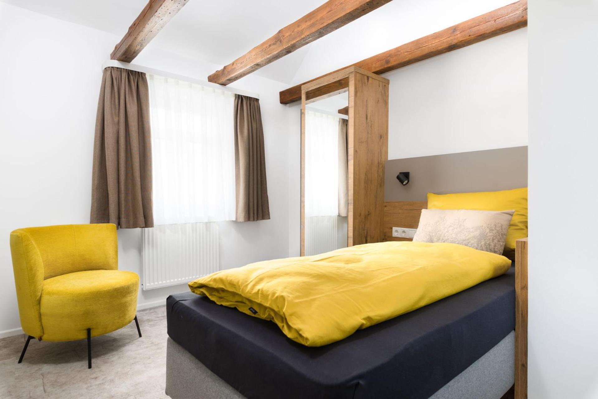 Hotel Zur Traube Uffenheim Exteriör bild