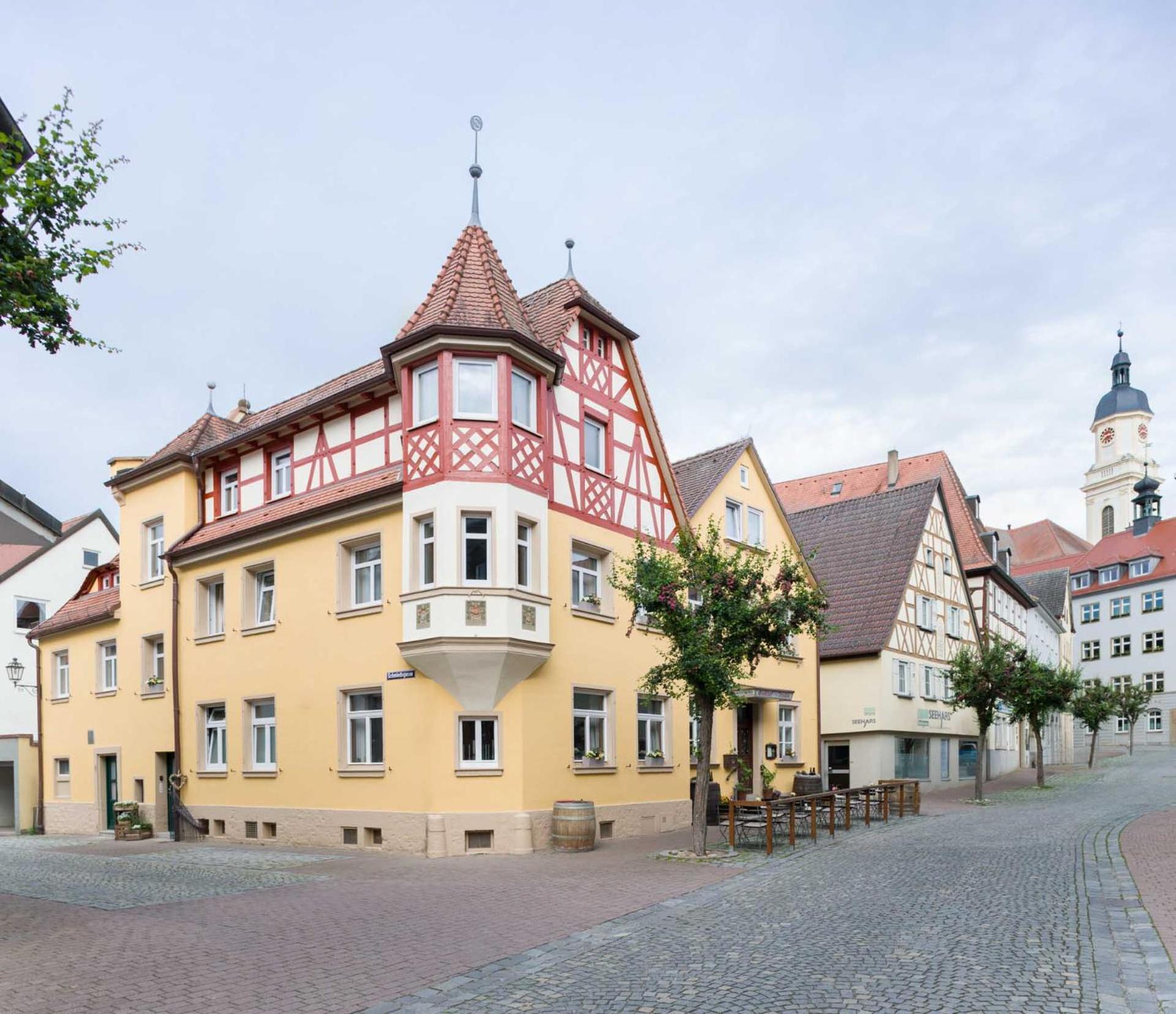 Hotel Zur Traube Uffenheim Exteriör bild