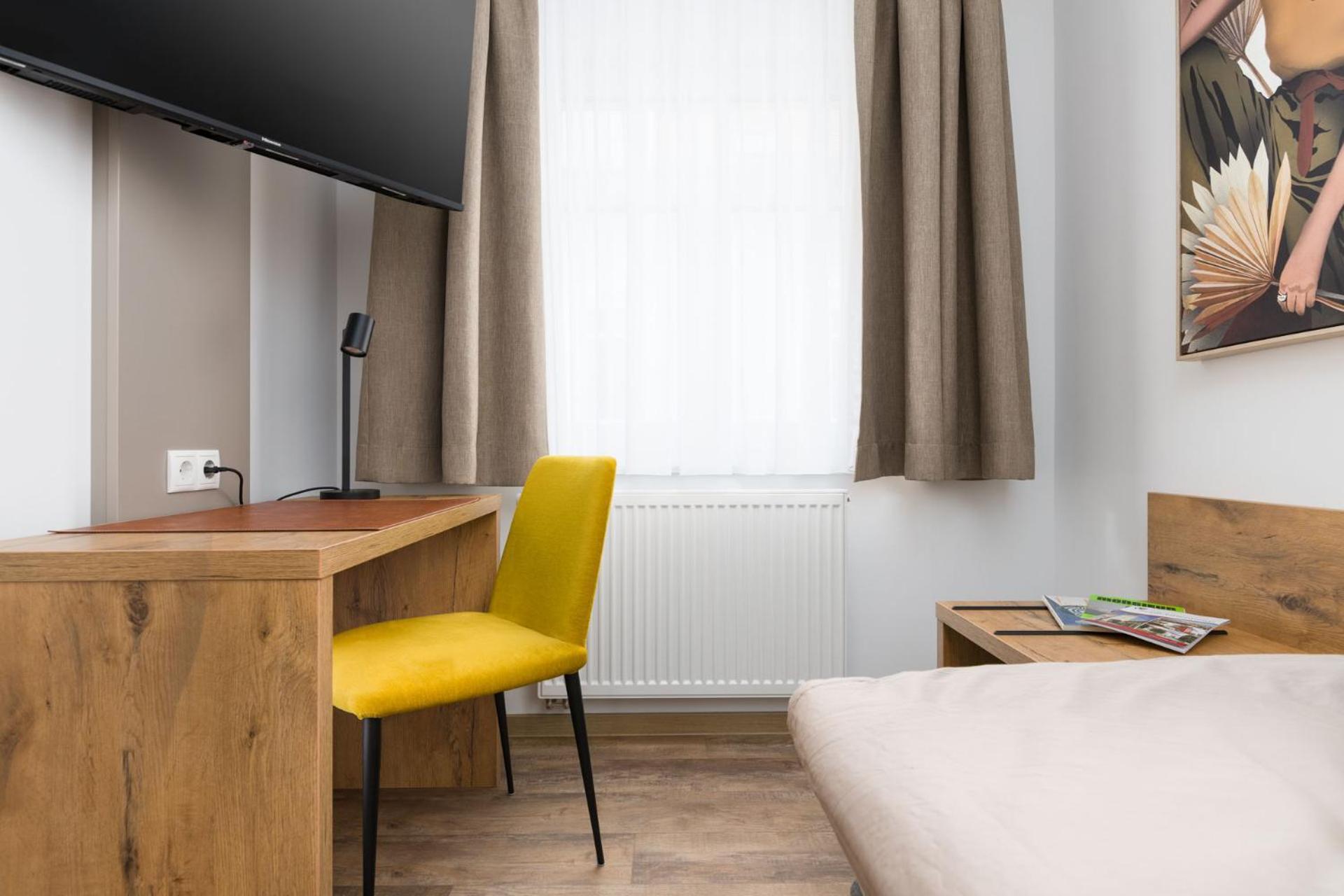 Hotel Zur Traube Uffenheim Exteriör bild