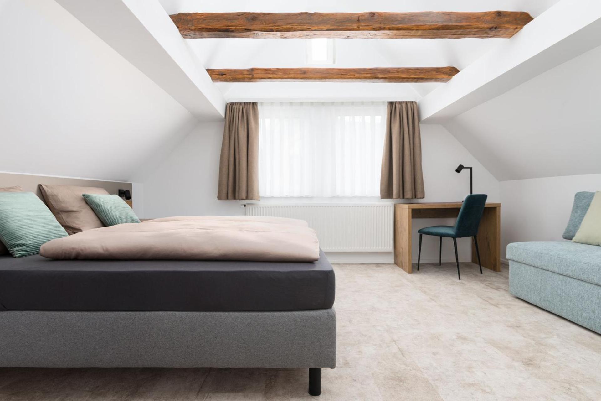 Hotel Zur Traube Uffenheim Exteriör bild